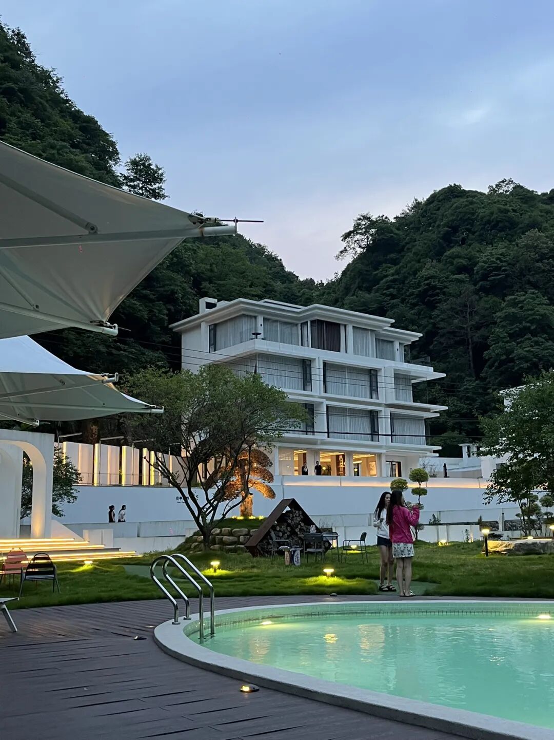 不想挤漂流,桐庐天水湖边躺一下午也挺好