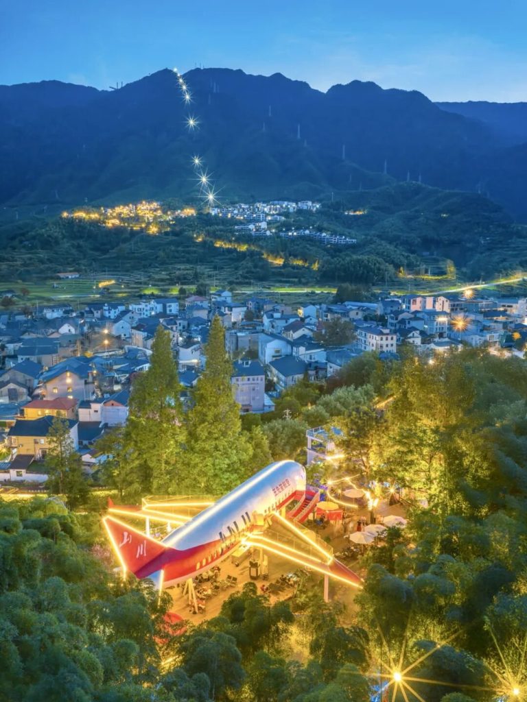 安吉飞机营地5个必拍机位，1h直达