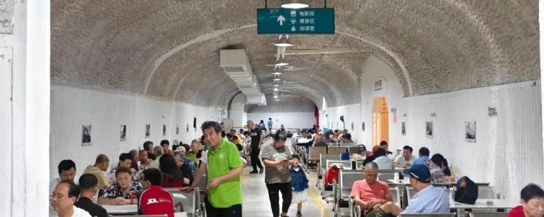 杭州四牌楼防空洞，20℃免费地铁直达