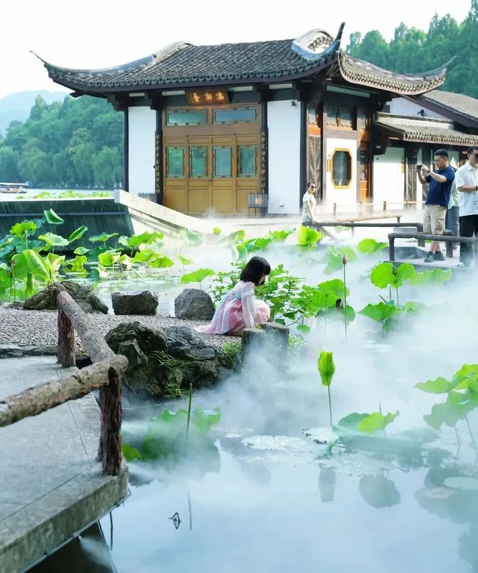 湛碧楼雾森汉服