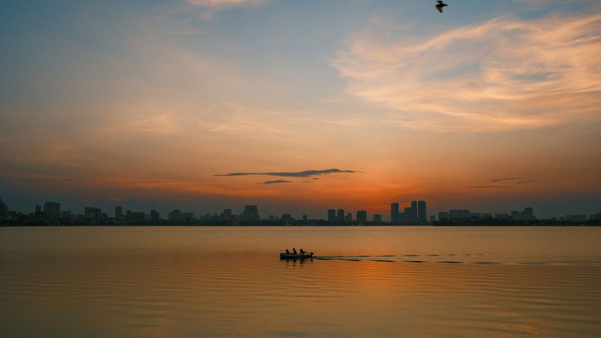 西湖夜景拍摄点位全攻略（含设备参数）