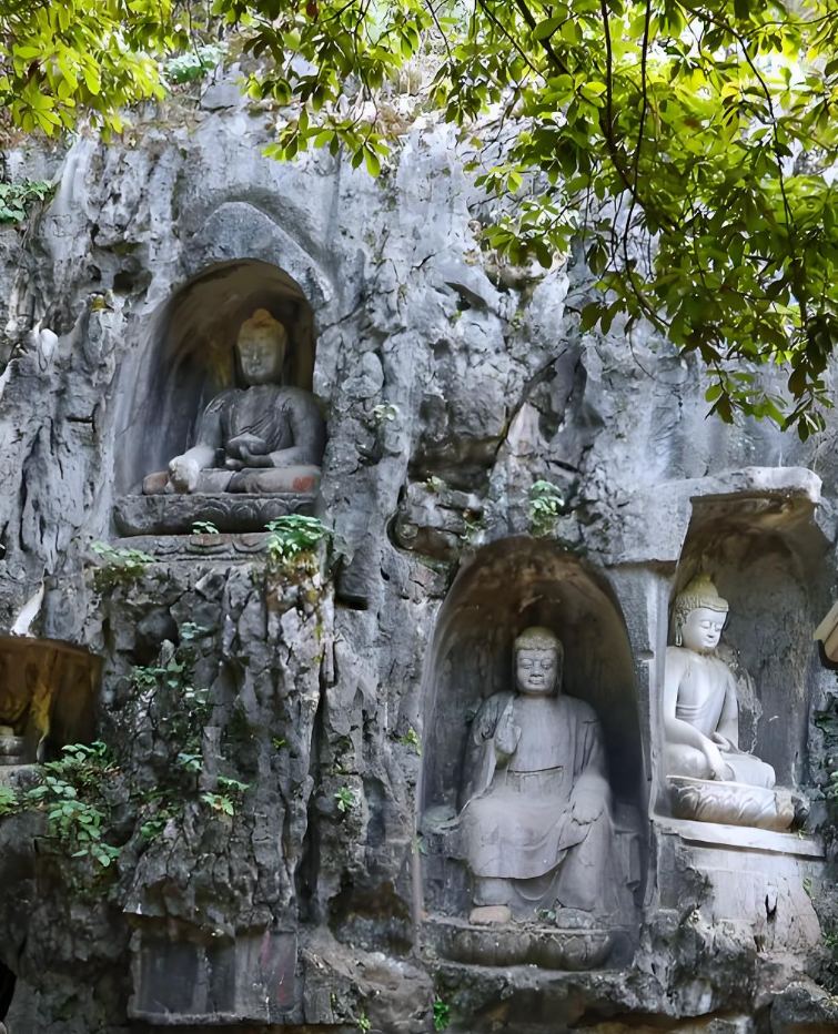 飞来峰造像